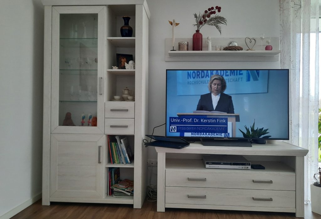 Bachelor Graduierung Präsidentin Kerstin Fink