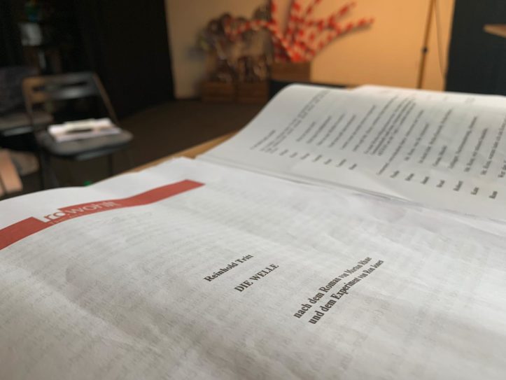 Garagentheater Jork Textbuch Die Welle